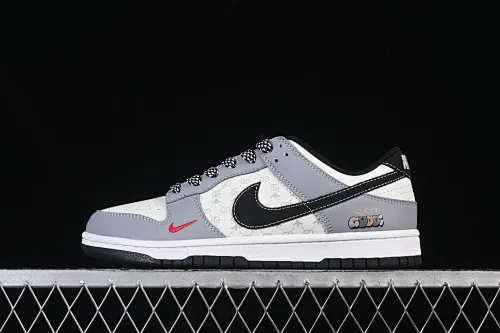 All categories Nk SB Dunk Series Nk SB Dunk Low High-end customized low-top sneakers Nike SB Dunk Low Gucci co-branded Light gray black hook Anniversary high-end customized low-top casual sneakers CS1688-134